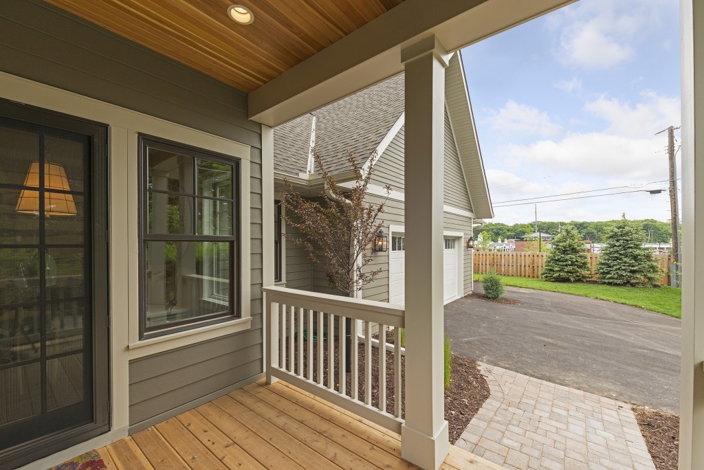 porch and garage photo